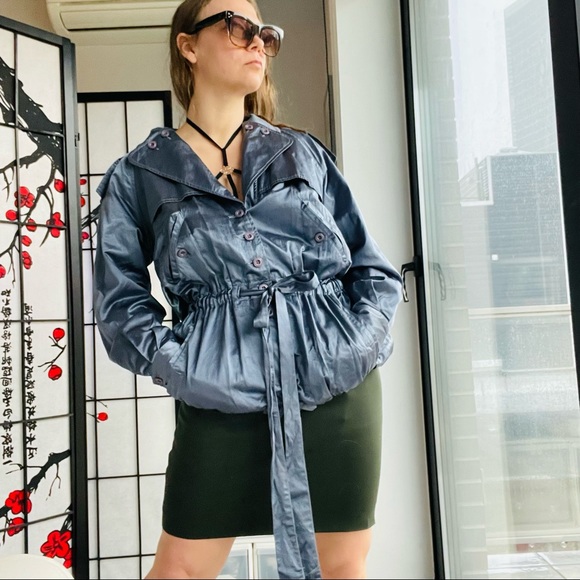 🚢 Reformation Vintage Metallic Belted Satin Trench Coat - Picture 2 of 16